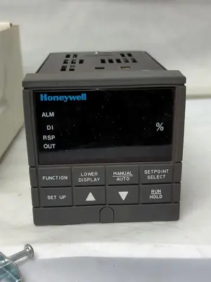 Used HONEYWELL UDC3000 Industrial Controls Ohio US | Surplus Asset Holdings #1242524