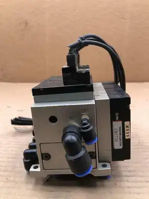 SMC ZM073H Series Vacuum Ejector 6-Valve Manifold ; 24VDC Coils