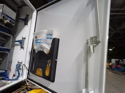 USED YASKAWA / MOTOMAN UP20 / DX200