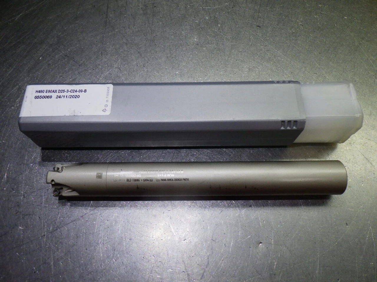 Iscar 19.6-25.1mm 3 Flute Coolant Thru Endmill H490 E90 AX D25-3-C24-09-B (LOC3364)