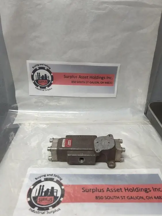 Used SCHRADER BELLOWS L4852610253 Solenoid Valves Ohio US | Surplus Asset Holdings #1246281