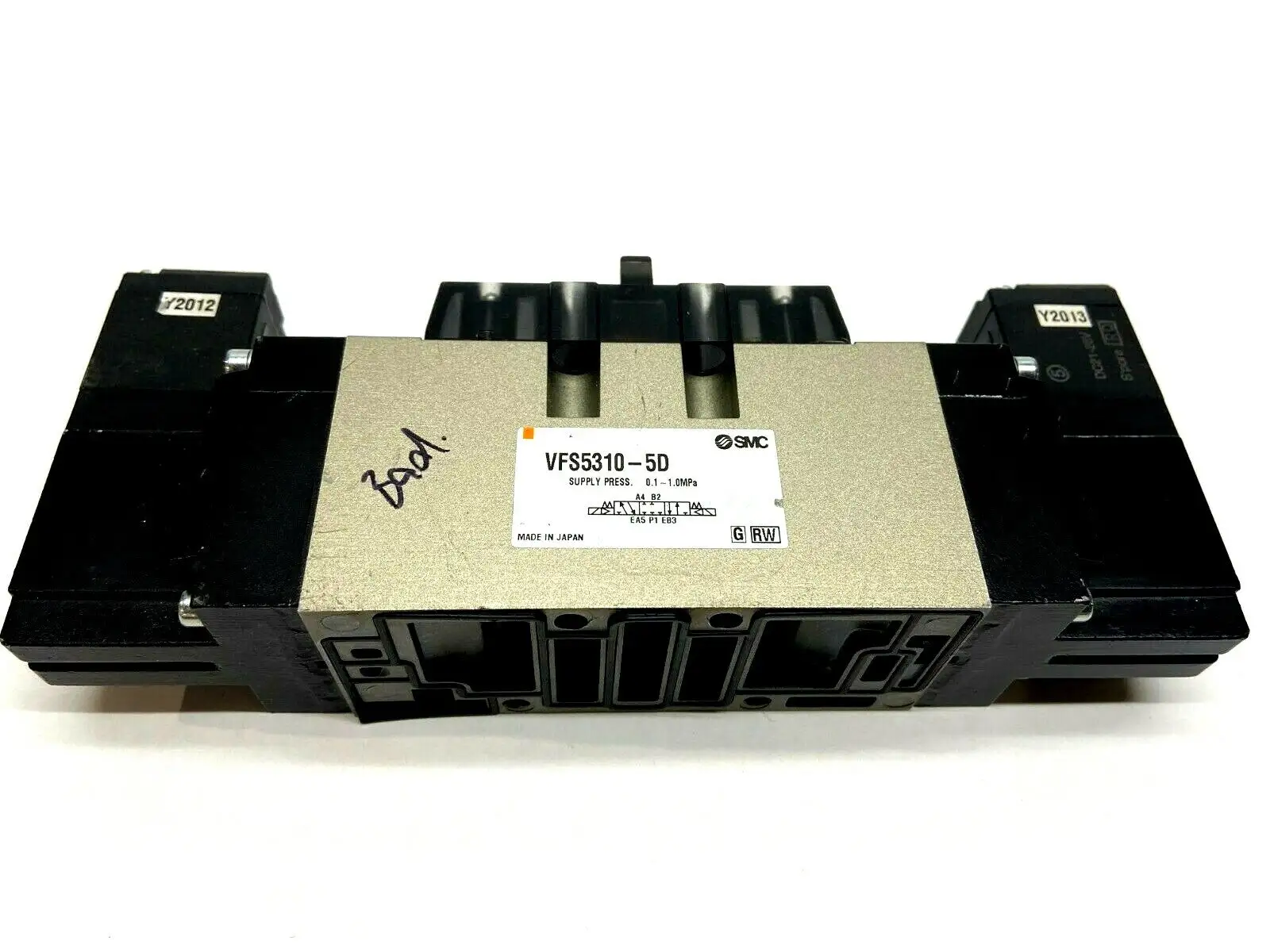 USED SMC DOUBLE SOLENOID VALVE 24VDC