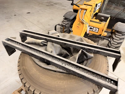 Used (8) WHEELED EXCAVATOR TIRES 10.00 R20 Wheels & Tires Michigan US | Miedema Asset Management Group #1320794