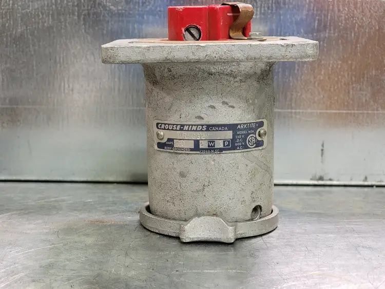Used CROUSE-HINDS AR632 Cable & Wire British Columbia CA | Lenmark #251711