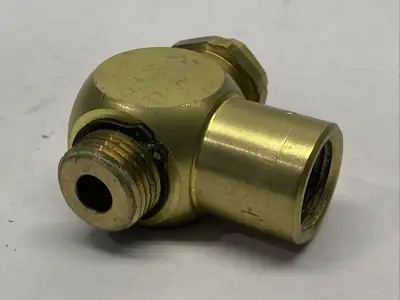 3251-0500 | Parker  Flow Control Valve 1/2" NPT - Used