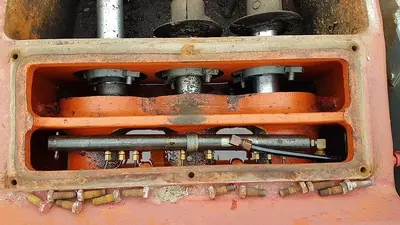 USED NATIONAL JWS-165L TRIPLEX WELL SERVICING REVERSING MUD PUMP TRAILER