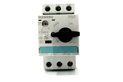NEW SIEMENS 3RV1021-1CA10 CIRCUIT BREAKER 3RV10211CA10