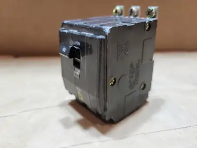 USED SQUARE D QOB360
