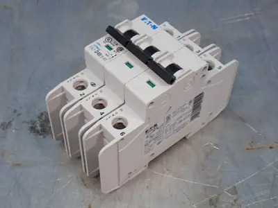 USED SIEMENS FAZD40/3RT