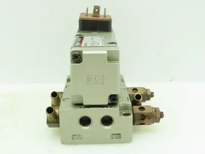 SMC US7406 Pneumatic Directional 3-Way Air Solenoid Valve 120VAC 150PSI