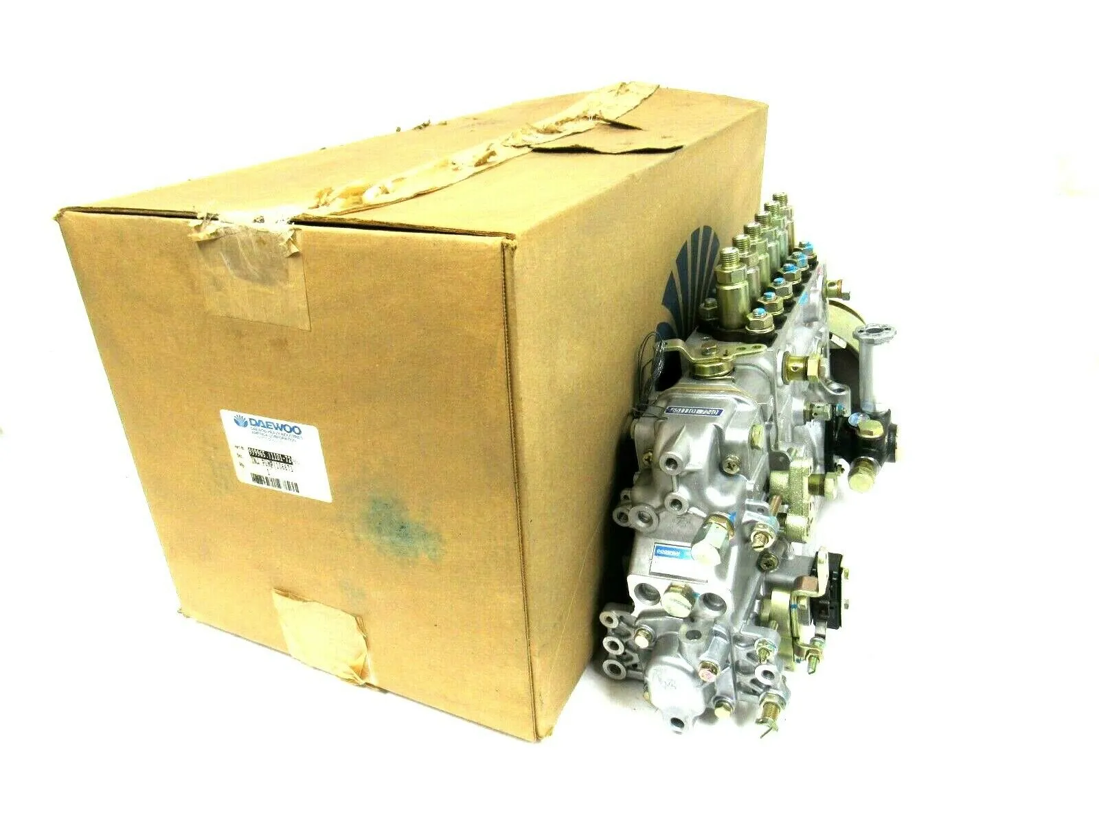 NEW DAEWOO 106671-4834 INJECTION PUMP 999965.11101-7240 105489-4341 106061-7330