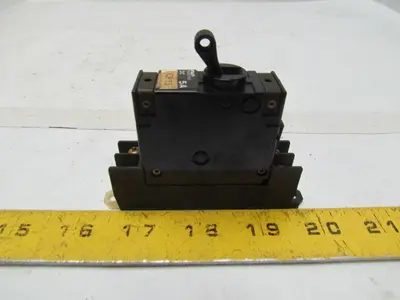 Fuji Electric CP31E/5WD 60V Electric Circuit Breaker 60VDC 5A 1KA