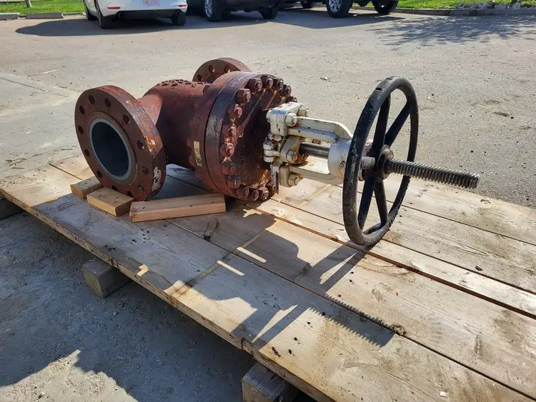 Used KF INDUSTRIES GA06011XU-8 Valves/Fittings British Columbia CA | Lenmark #256238