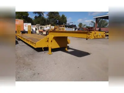 Used A PLUS 40 TON LOWBOY REAR LOADER Lowboy Trailers Florida US | USA Transequipment #1542466