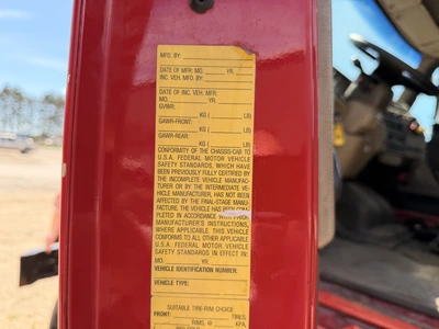Used 2005 STERLING L9000 4X2 WITH A 12.8L L6 DIESEL ENGINE. Cab Chassis trucks Michigan US | Miedema Asset Management Group #1282413