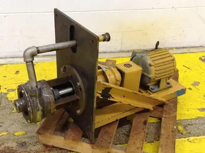 USED CARVER PUMP COMPANY 1X1-1/4X6LAV0S