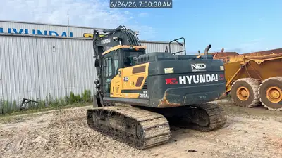 Used 2023 HYUNDAI HX210AL Crawler Excavators Texas US | National Equipment Dealers #1422423