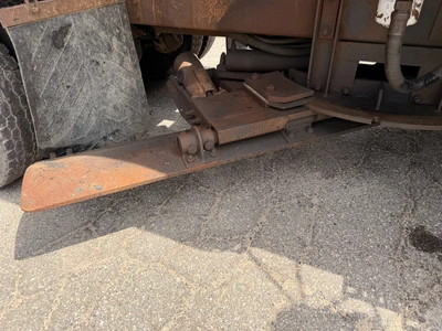 Used 1997 FORD LT9513 6X4 Dump trucks Michigan US | Miedema Asset Management Group #1437088