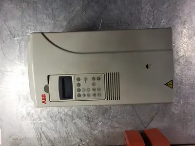 NEW ABB ACS800-U1-0030-7 K454 L503