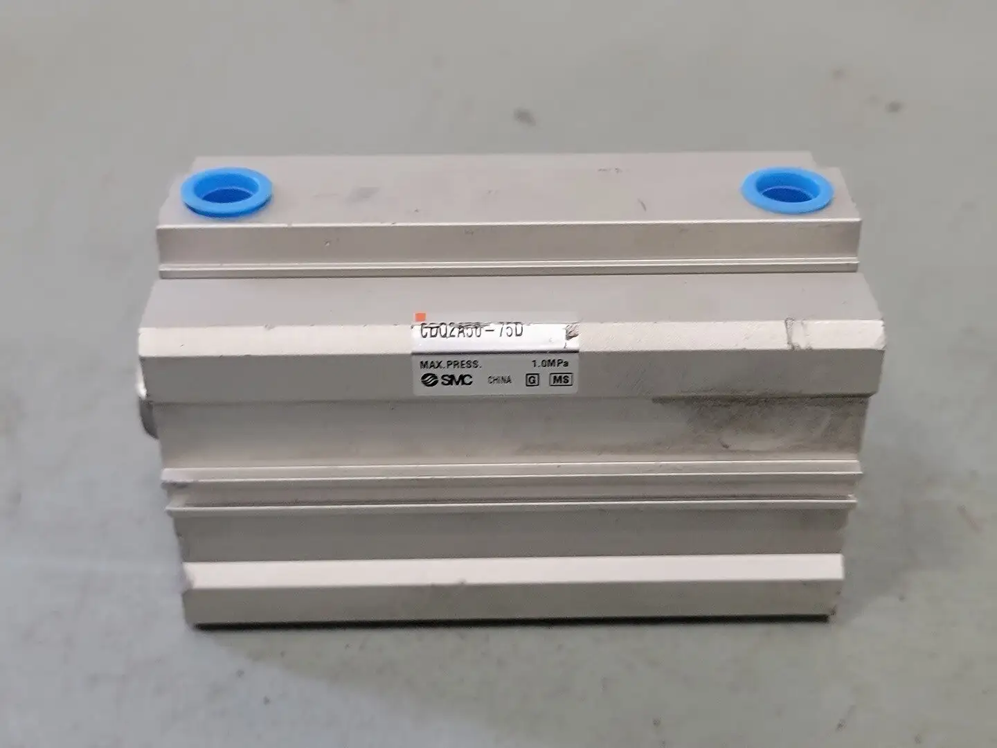 USED SMC CDQ2A50-75D