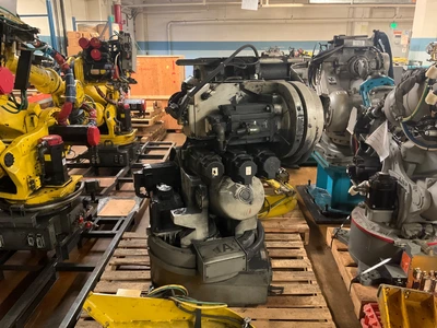 USED YASKAWA MOTOMAN-UP200