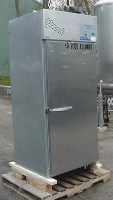USED FISHER SCIENTIFIC REFIGERATOR LAB REF/FREEZER