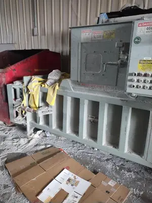 USED MARATHON GEMINI EXTREME 3560 CLOSED DOOR FULL EJECT BALER