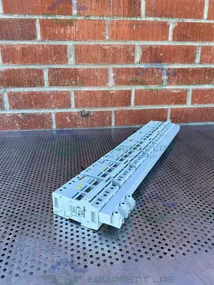 USED LOT OF  7 - BUSSMANN CH30J3I FUSE HOLDER 600VAC, 30A, 200KA