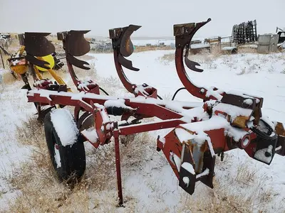 USED CASE IH 145