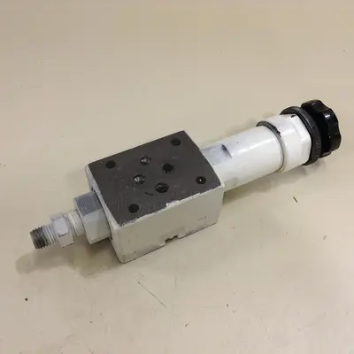Used YUKEN MRP-01-C-3004 Valves/Fittings Michigan US | Ideal Machinery #1318540