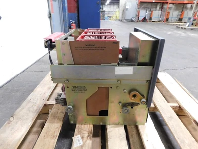 Used Westinghouse DS-206S Circuit Breakers Ohio US | Equipment Recovery Corp. #1329737