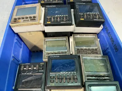 Used OMRON _UNKNOWN_ Counters/Timers Ohio US | HGR 24 #1345485