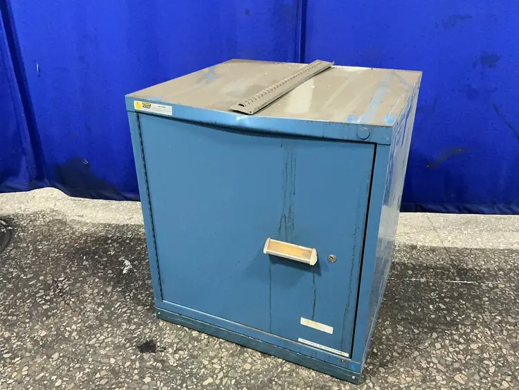 Used STANLEY VIDMAR _UNKNOWN_ Cabinets Ohio US | HGR 24 #1407552