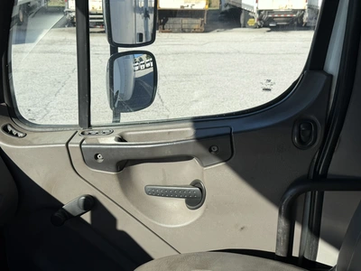 Used 2008 FREIGHTLINER BUSINESS CLASS M2 26' BOX TRUCK Box trucks Ohio US | Miedema Asset Management Group #1709385