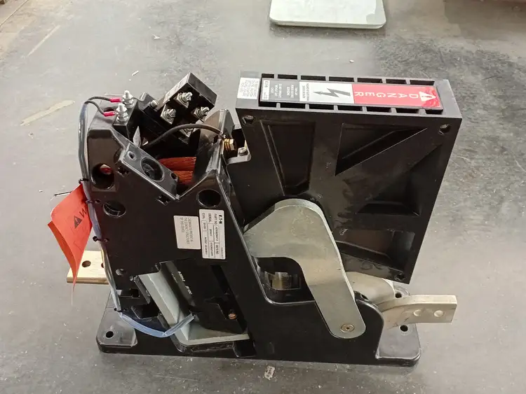 New | in-Stock KOMATSU PB9230-1 Switchgears British Columbia CA | Lenmark #1426987