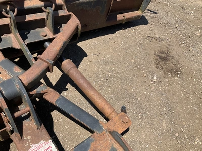 Boss 8’ straight blade snowplow, poly face, bolted on metal cutting edge. Spring trip, hydraulic ang...
