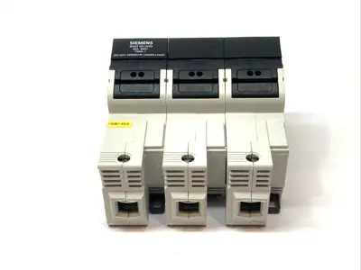 Used Siemens Fuse Holder Class J 30A 600V w/ 3x Bussman LPJ-4SP Fuses Fuse Accessories Michigan US | Maverick Industrial Sales #1389522