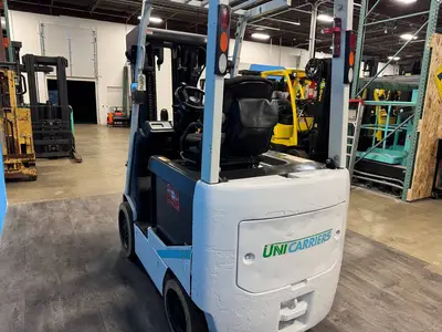 Used 2019 UNICARRIERS BX50 4-Wheel Sit down Electric Counterbalance Forklifts Minnesota US | Birnstengel Equipment #1554075