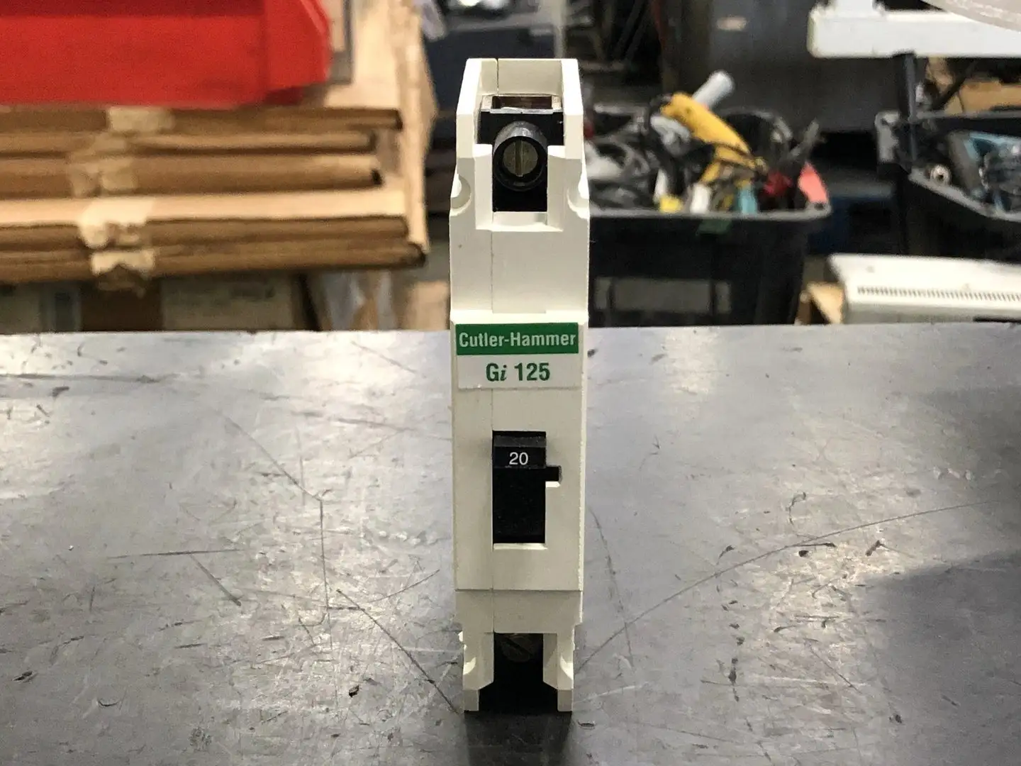 NEW CUTLER-HAMMER GI1020