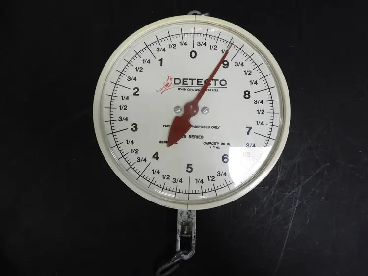 Used Cardinal Detecto Used Cardinal Detecto MCS-20F 20lb Dual Faced Hanging Scale Food Scales Illinois US | Falcon Restaurant Supply #1376594