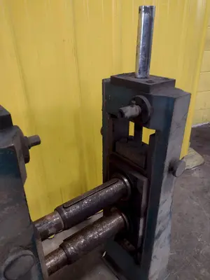 2.5" ROLL FORM STAND: STOCK 17063