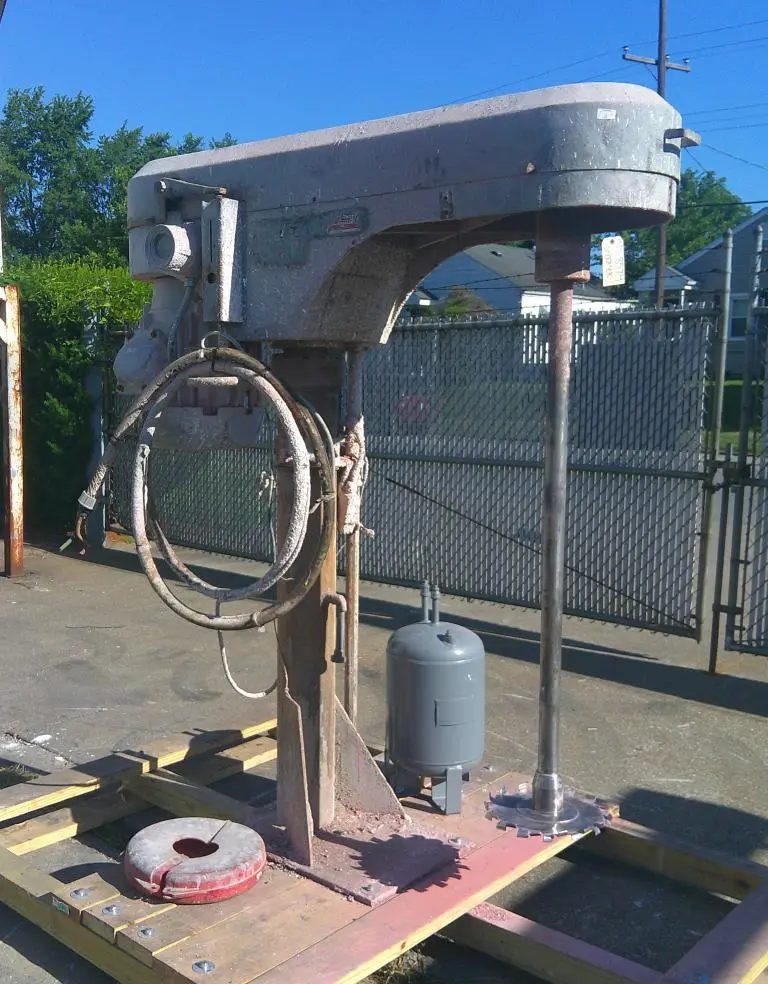 SPC8574  Mixer and Blender 25 hp Cowles disperser, air over oil lift, variable speed drive