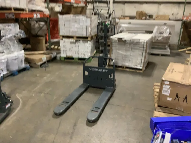 Used NOBLELIFT SPTE33LI-2745 Electric Pallet Trucks Michigan US | Miedema Asset Management Group #1463036