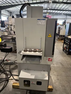 2010 HAAS OM-2A Vertical Machining Centers | GMT (7)