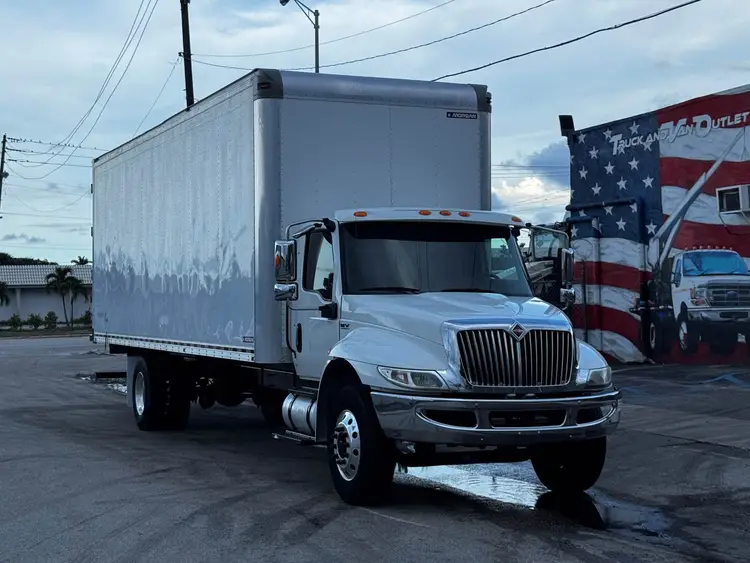 Used 2020 INTERNATIONAL MV Box trucks Florida US | Truck and Van Outlet #1509220