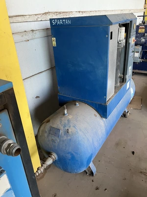 USED 2010 QUINCY QGS 15