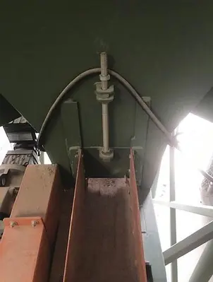 Feeder, Hopper, 8" x 72", C/st, Quinn #C743127