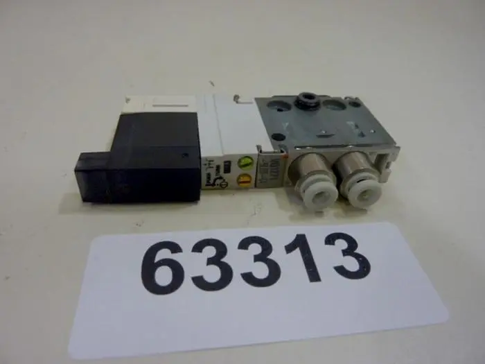 Used SMC VQ1271-5LOB-C4 Valves/Fittings Michigan US | Ideal Machinery #699661