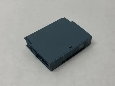 USED SIEMENS SIMATIC ET 200SP DIGITAL OUTPUT MODULE DQ 4X24VDC/2A