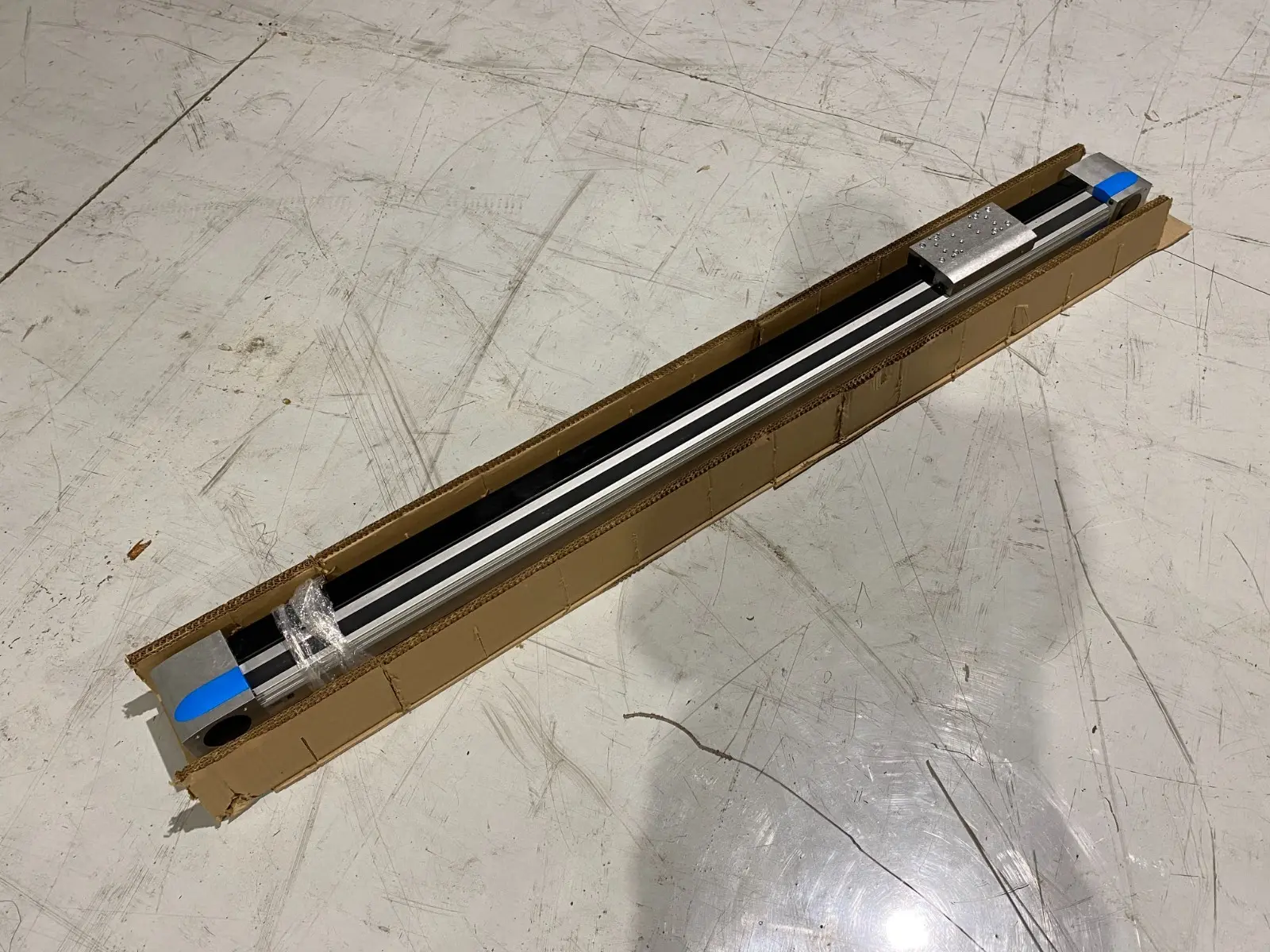 New | in-Stock Festo Belt Driven Linear Actuator 1300mm Stroke Linear Actuators Michigan US | Maverick Industrial Sales #1398763